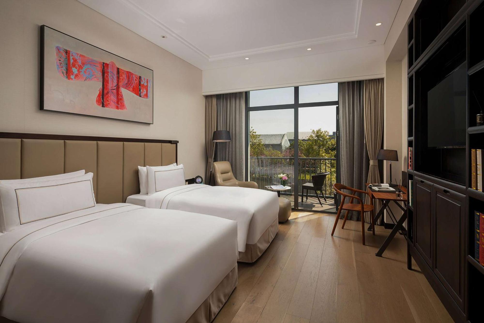 Hotel Doubletree By Hilton Hongqiao 5*