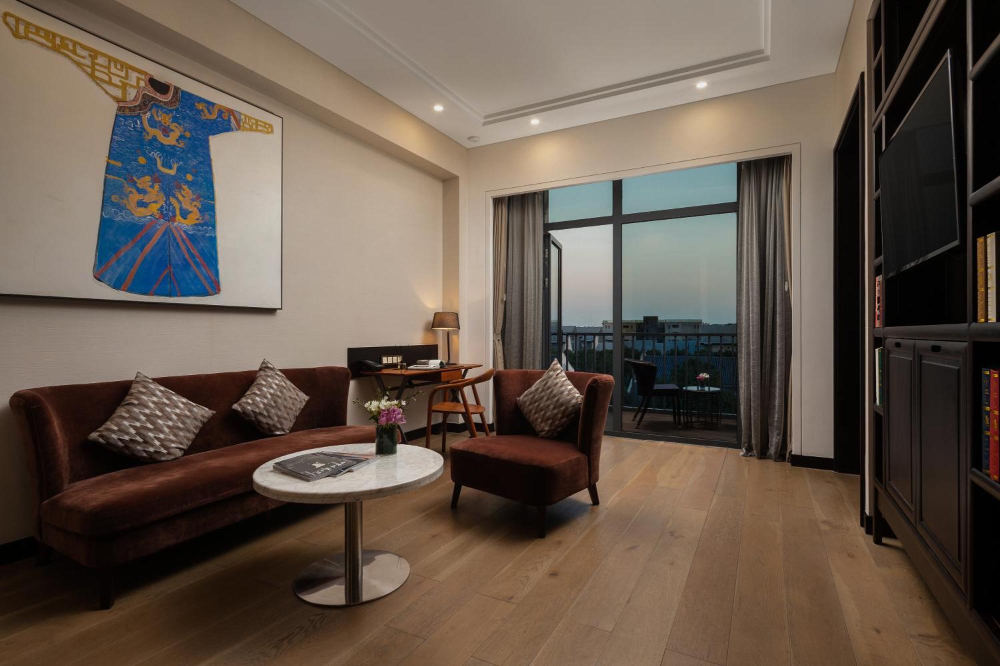 Hotel Doubletree By Hilton Hongqiao 5*