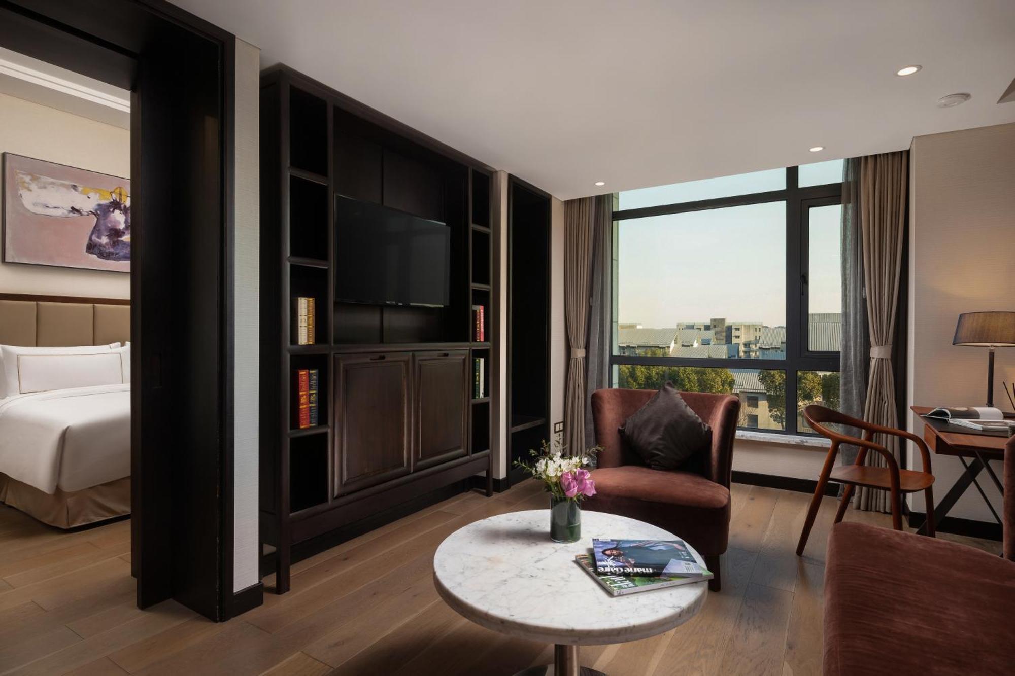Hotel Doubletree By Hilton Hongqiao 5*